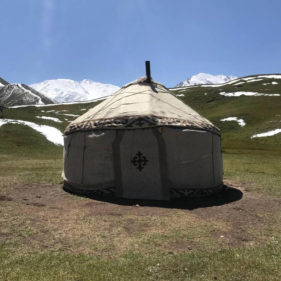 מלון Kara-Kavak Pamir Nomad Yurt Camp מראה חיצוני תמונה
