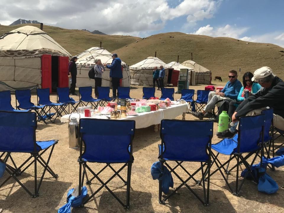 מלון Kara-Kavak Pamir Nomad Yurt Camp מראה חיצוני תמונה
